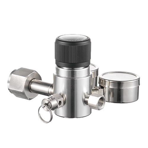 BP31 Dual-Gauge Pressure Regulator with Safety Valve, Match Universal CO₂ and N2 Refillable Cylinders, Perfect for Bars and Aquariums